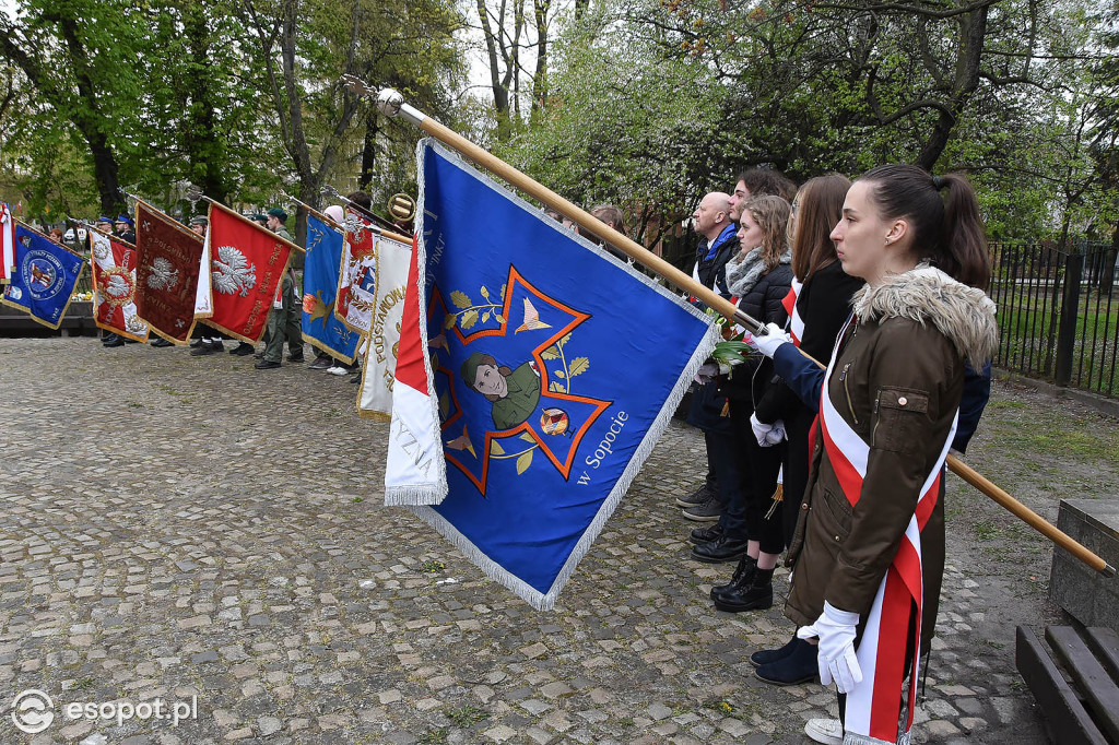 Obchody 3 Maja w Sopocie - msza, defilada, złożenie kwiatów i salwa honorowa