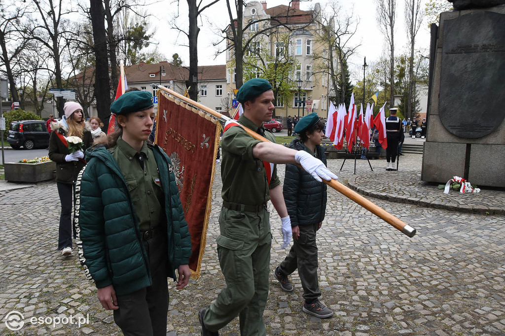 Obchody 3 Maja w Sopocie - msza, defilada, złożenie kwiatów i salwa honorowa