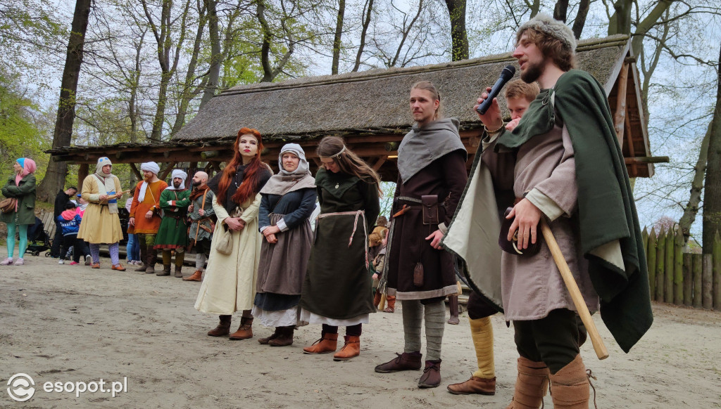 Majówka na Grodzisku, czyli dawna moda, pokazy walk i rzemiosł [FOTO]