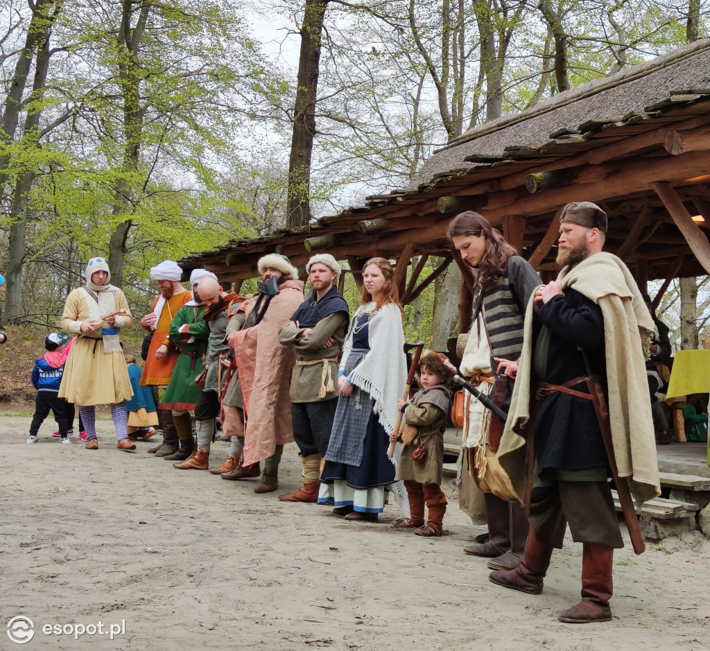 Majówka na Grodzisku, czyli dawna moda, pokazy walk i rzemiosł [FOTO]