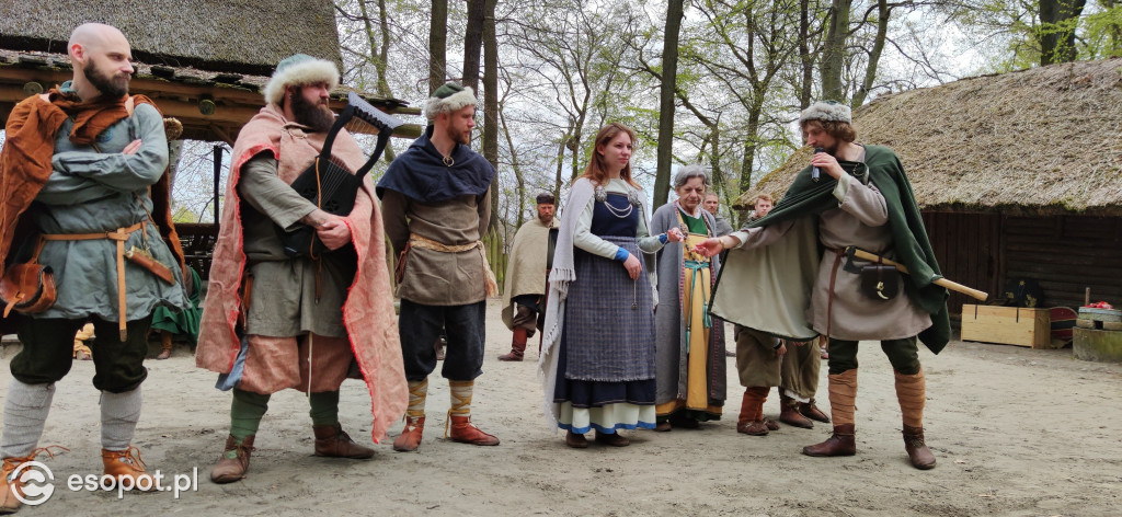 Majówka na Grodzisku, czyli dawna moda, pokazy walk i rzemiosł [FOTO]
