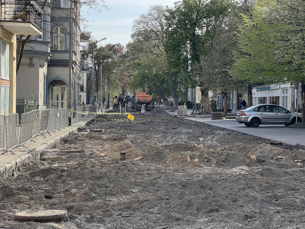 Ruszyła przebudowa ul. 3 Maja w Sopocie! Co kryje się pod asfaltem? [FOTO]