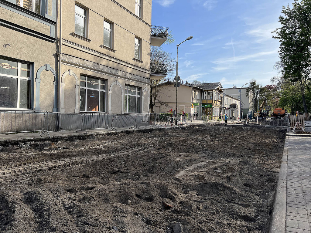 Ruszyła przebudowa ul. 3 Maja w Sopocie! Co kryje się pod asfaltem? [FOTO]