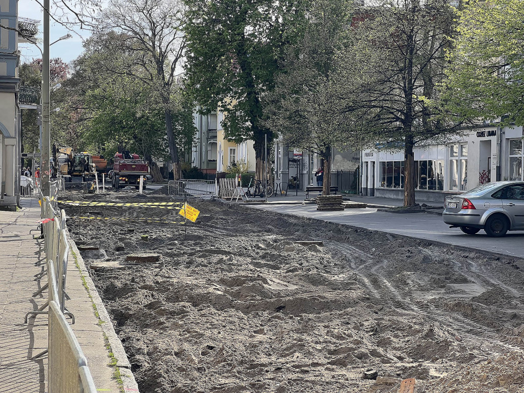 Ruszyła przebudowa ul. 3 Maja w Sopocie! Co kryje się pod asfaltem? [FOTO]