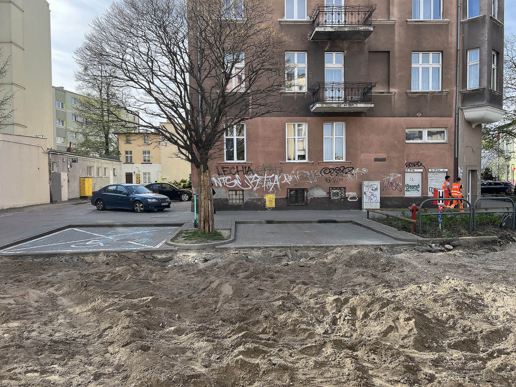 Ruszyła przebudowa ul. 3 Maja w Sopocie! Co kryje się pod asfaltem? [FOTO]