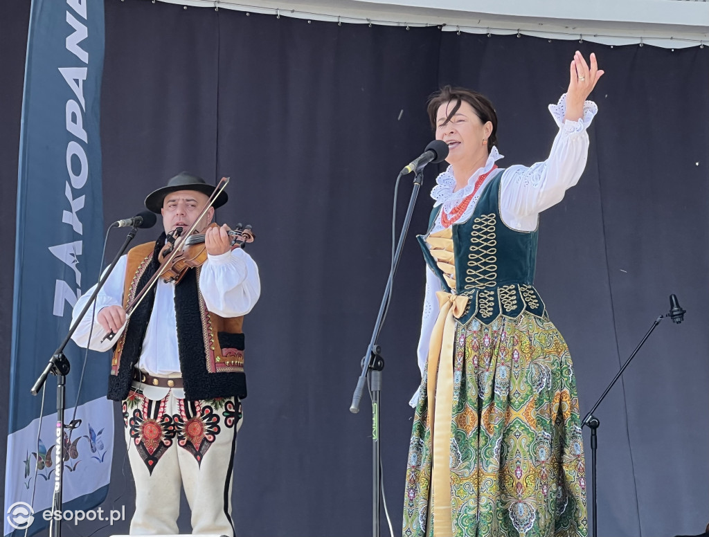 Zakopane otworzyło sezon w Sopocie! - sztorm przywitał się z halnym
