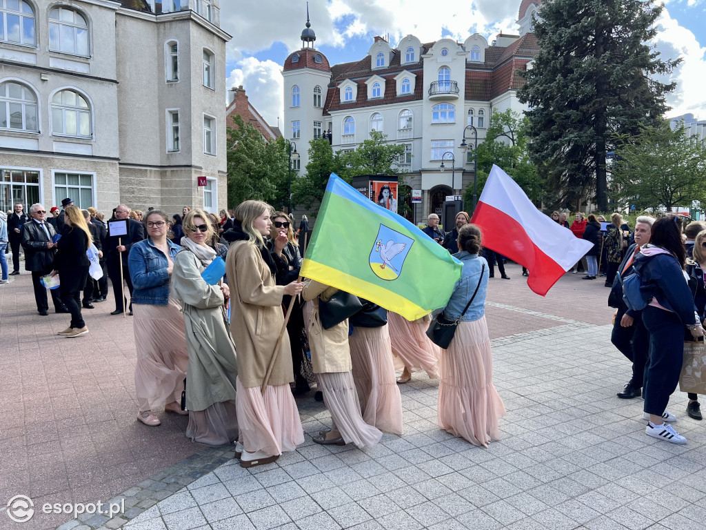 Parada chórów wróciła do Sopotu! Rozśpiewany, kolorowy orszak na Monciaku [FOTO]