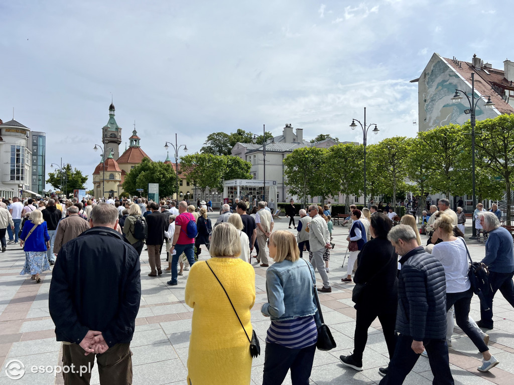 Tłumy wiernych na ulicach Sopotu! Zobacz, jak obchodzono Boże Ciało [FOTO]