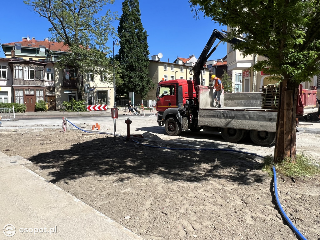 Widać już pierwsze efekty remontu! Co się zmieniło na ul. 3 Maja? [FOTO]