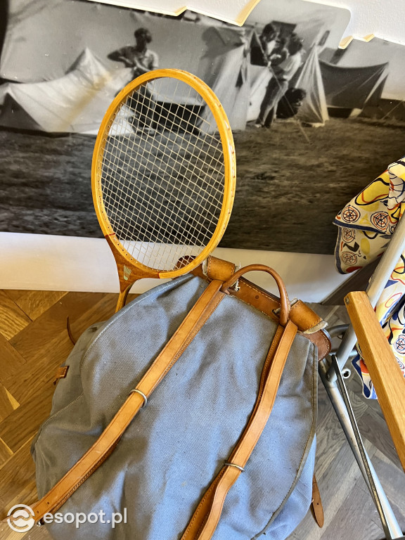 Popularne, radio tranzystorowe i termos! Tak się wypoczywało nad morzem [FOTO]