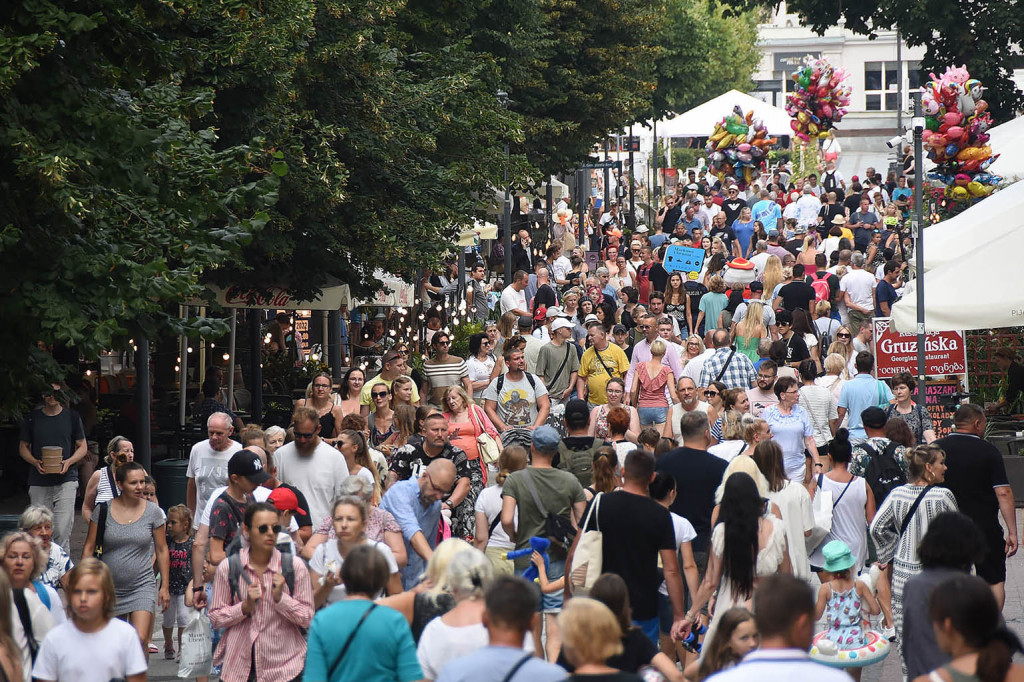 Morze ludzi przelało się przez Sopot! Za nami ostatni weekend wakacji [FOTO]