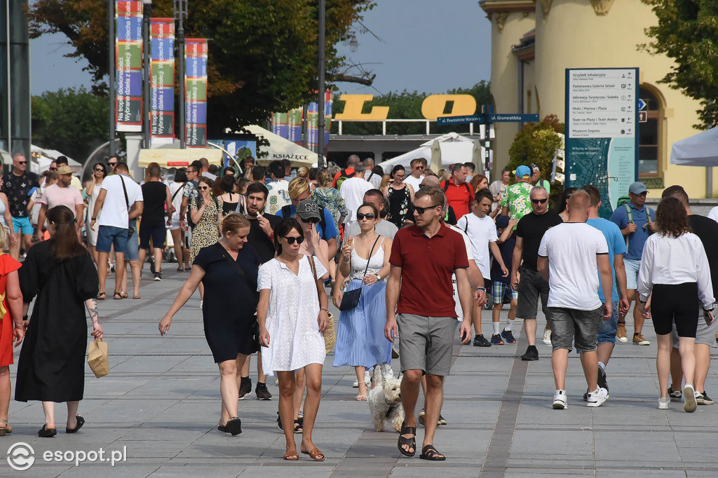 Morze ludzi przelało się przez Sopot! Za nami ostatni weekend wakacji [FOTO]