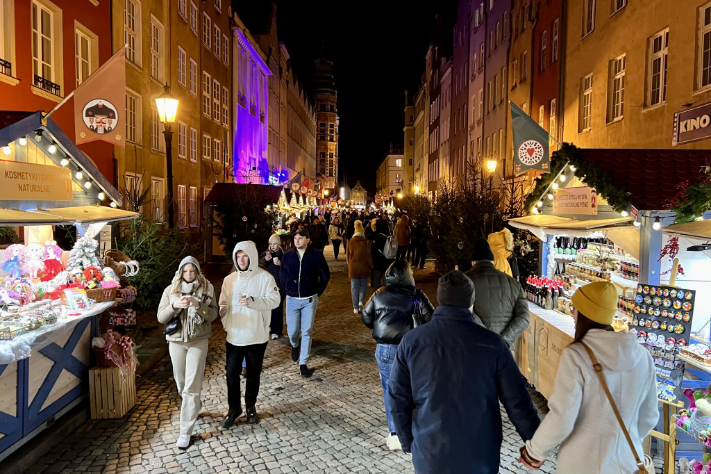 Ruszył Jarmark Bożonarodzeniowy w Gdańsku! Bawcie się i smakujcie [FOTO]