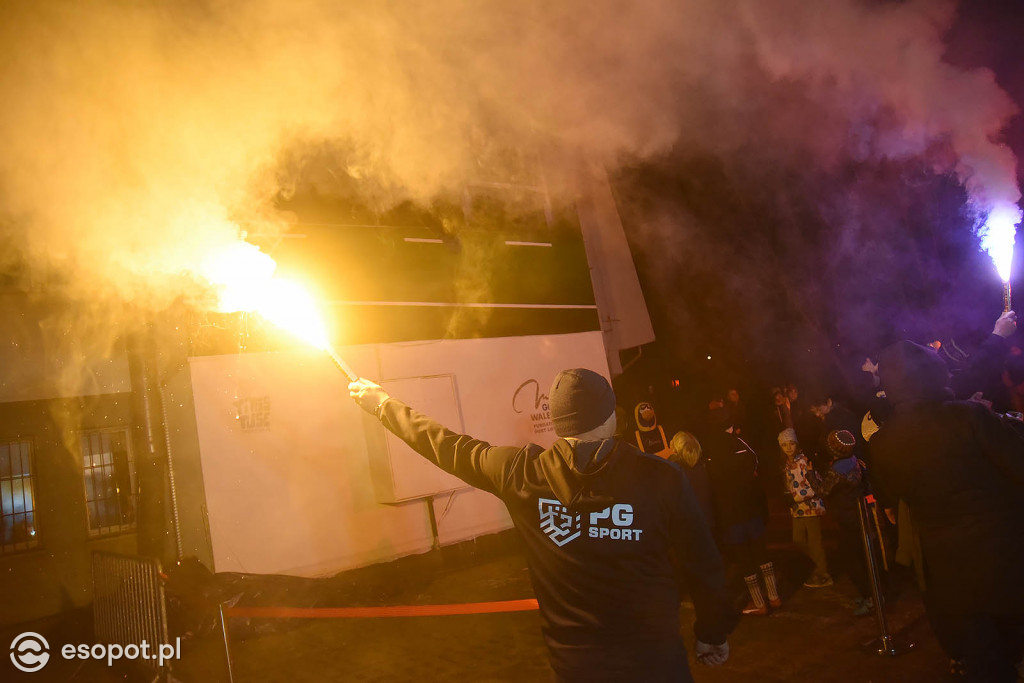 Hucznie odsłonięto nowy mural w Sopocie! Autorem znany artysta [FOTO]