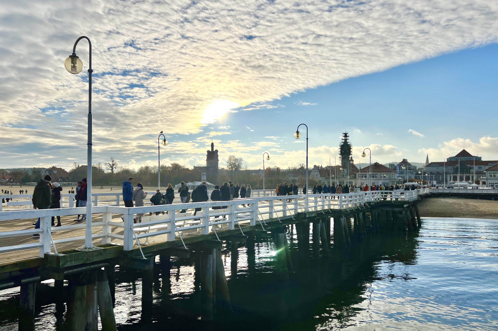 Słoneczny Sopot na pięknych zdjęciach! Za nami ostatni weekend listopada [FOTO]