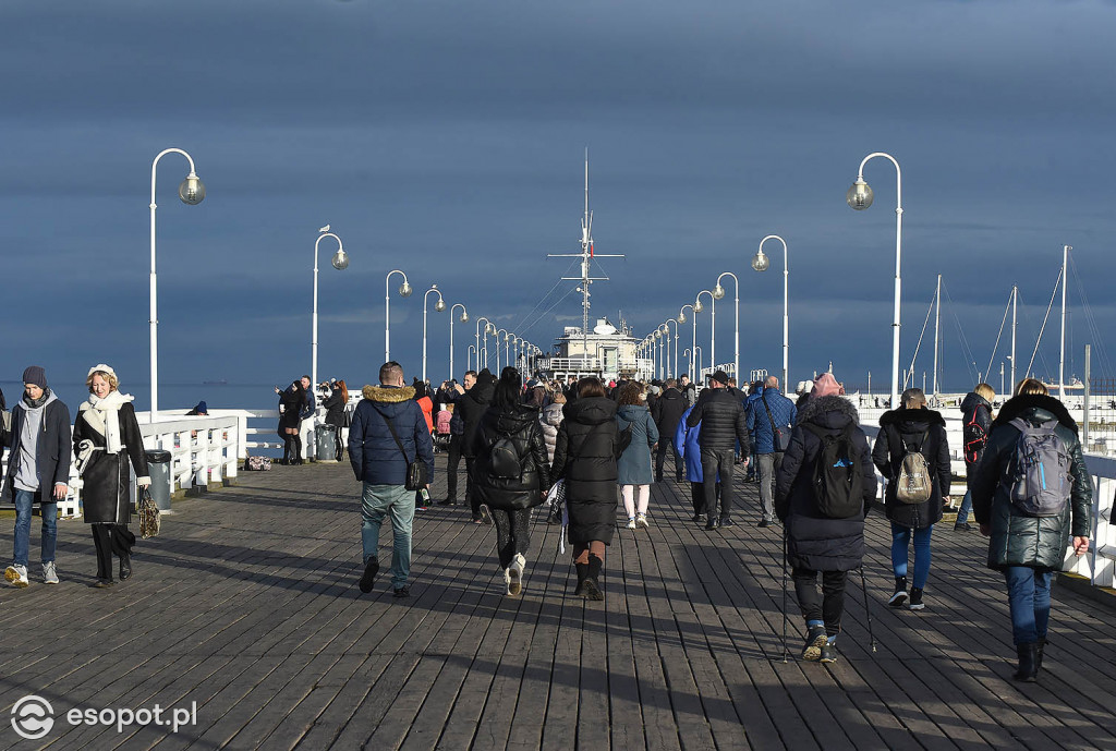 Słoneczny Sopot na pięknych zdjęciach! Za nami ostatni weekend listopada [FOTO]