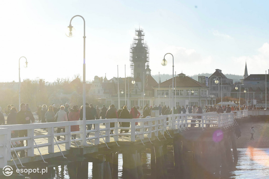 Słoneczny Sopot na pięknych zdjęciach! Za nami ostatni weekend listopada [FOTO]