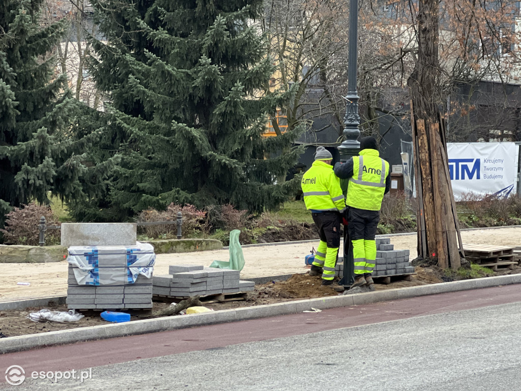 Na ul. 3 Maja pojawiło się nowe rondo! Jak przebiega remont?