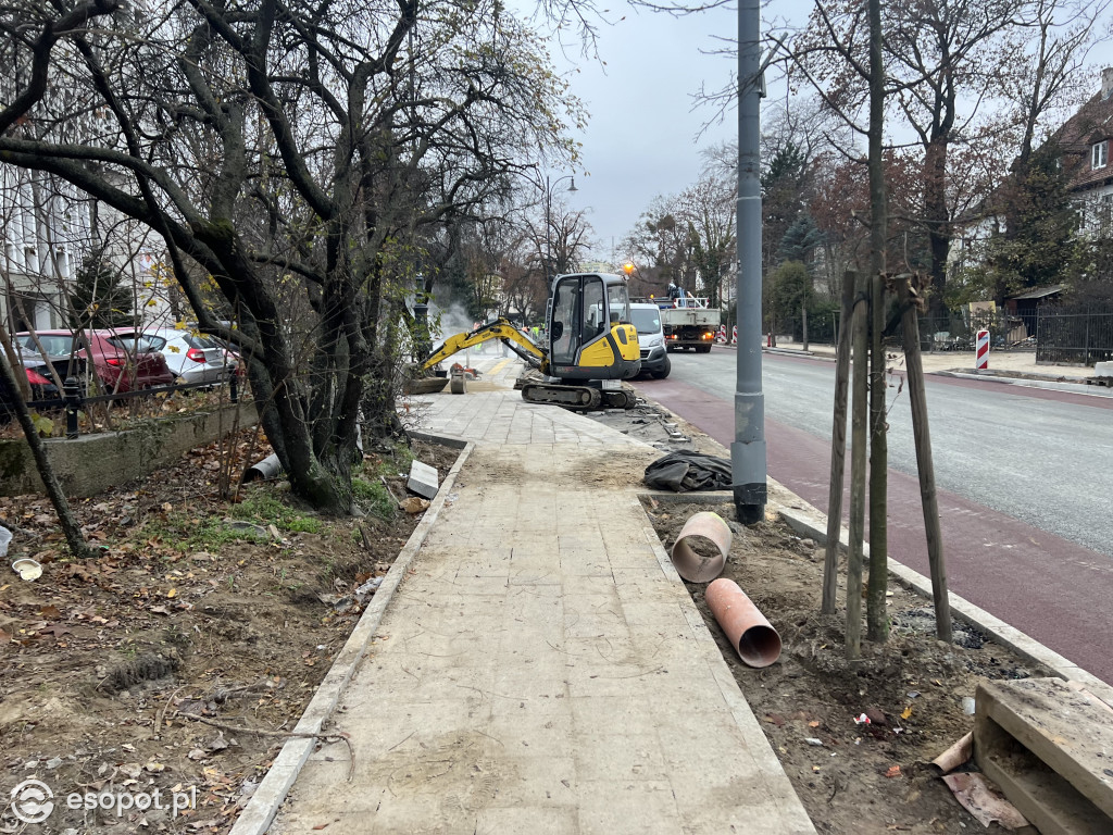 Na ul. 3 Maja pojawiło się nowe rondo! Jak przebiega remont?