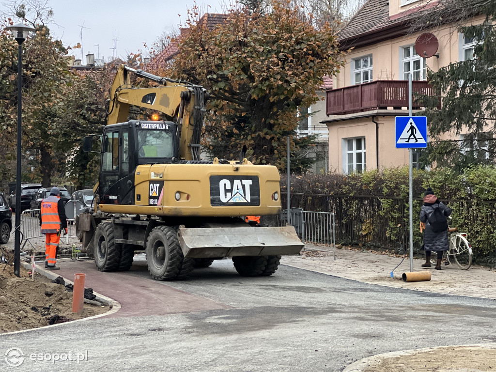 Na ul. 3 Maja pojawiło się nowe rondo! Jak przebiega remont?