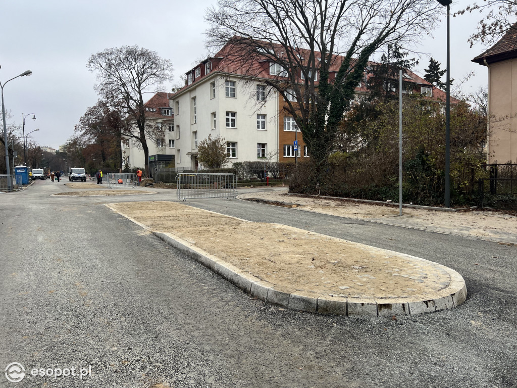 Na ul. 3 Maja pojawiło się nowe rondo! Jak przebiega remont?