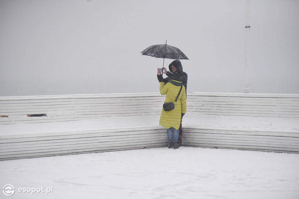 Bajkowy Sopot na zdjęciach! Zimowy początek grudnia w kurorcie [FOTO]