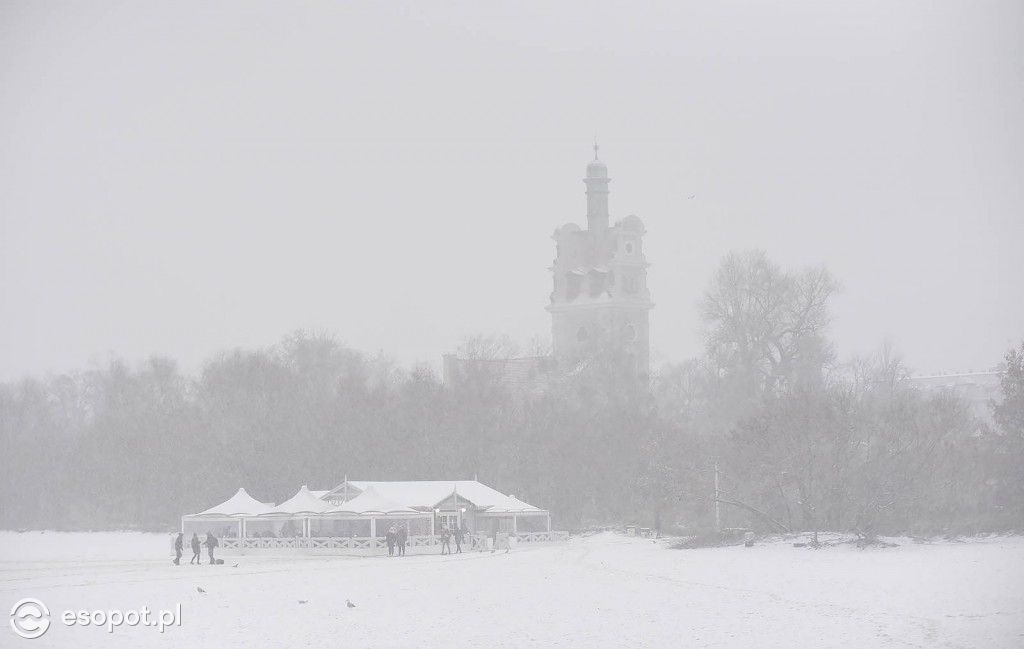 Bajkowy Sopot na zdjęciach! Zimowy początek grudnia w kurorcie [FOTO]