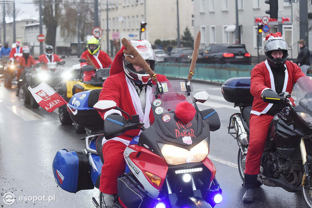 Mikołaje na motocyklach w Sopocie! Przejechali w szczytnym celu po raz 20 [FOTO]