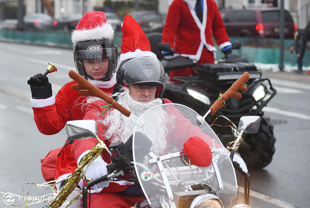 Mikołaje na motocyklach w Sopocie! Przejechali w szczytnym celu po raz 20 [FOTO]