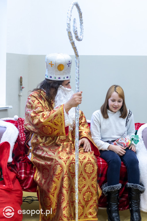 Sopot: dzieci z Ukrainy świętowały Mikołajki