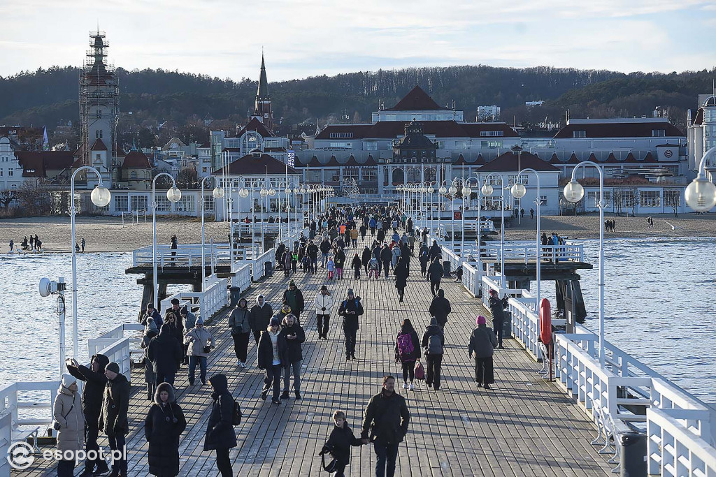 Świąteczny Sopot na zdjęciach! Pogodowy kalejdoskop w kurorcie [FOTO]