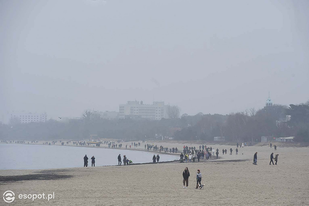 Świąteczny Sopot na zdjęciach! Pogodowy kalejdoskop w kurorcie [FOTO]