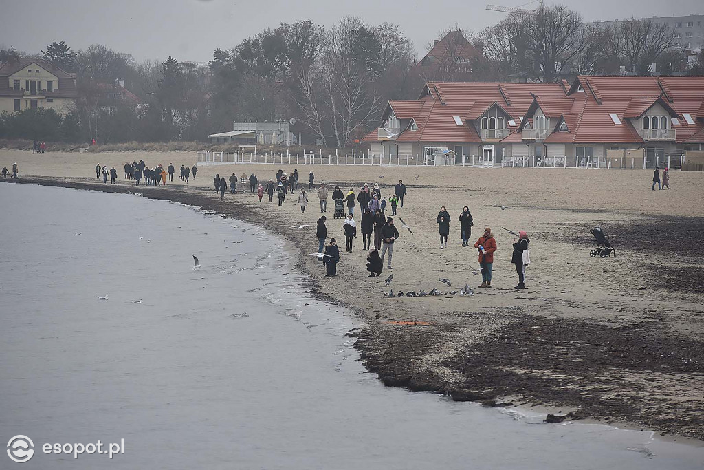 Świąteczny Sopot na zdjęciach! Pogodowy kalejdoskop w kurorcie [FOTO]