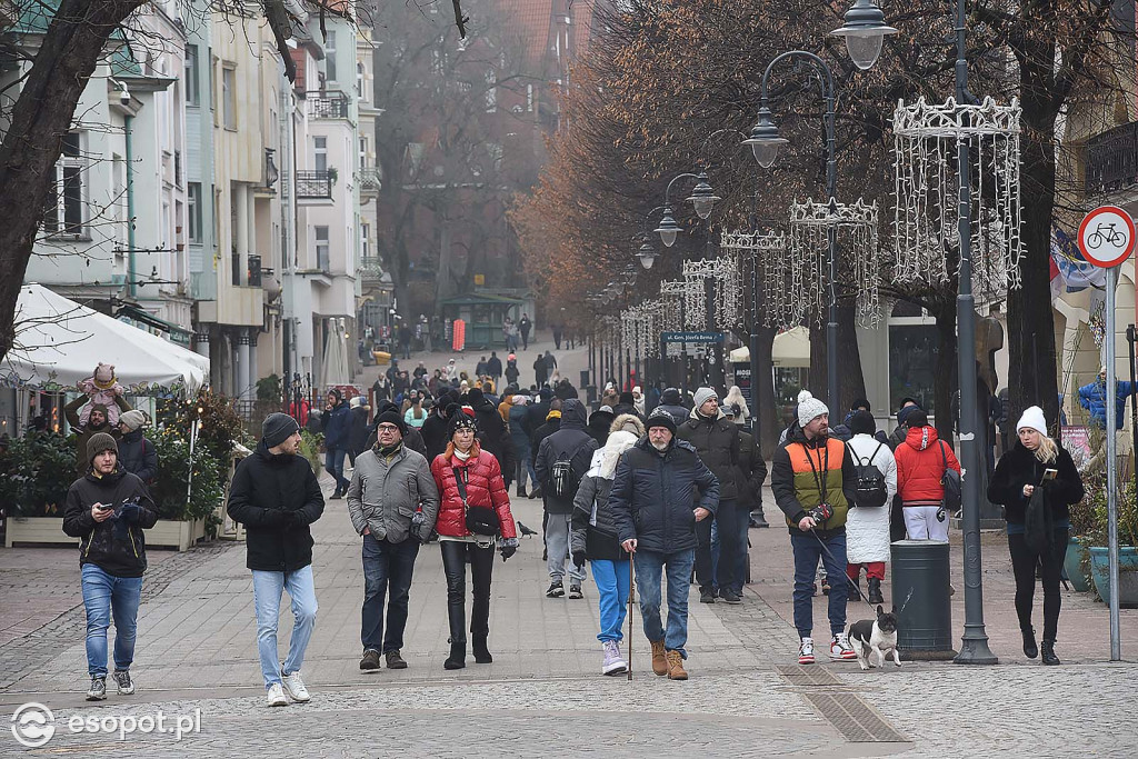 Świąteczny Sopot na zdjęciach! Pogodowy kalejdoskop w kurorcie [FOTO]