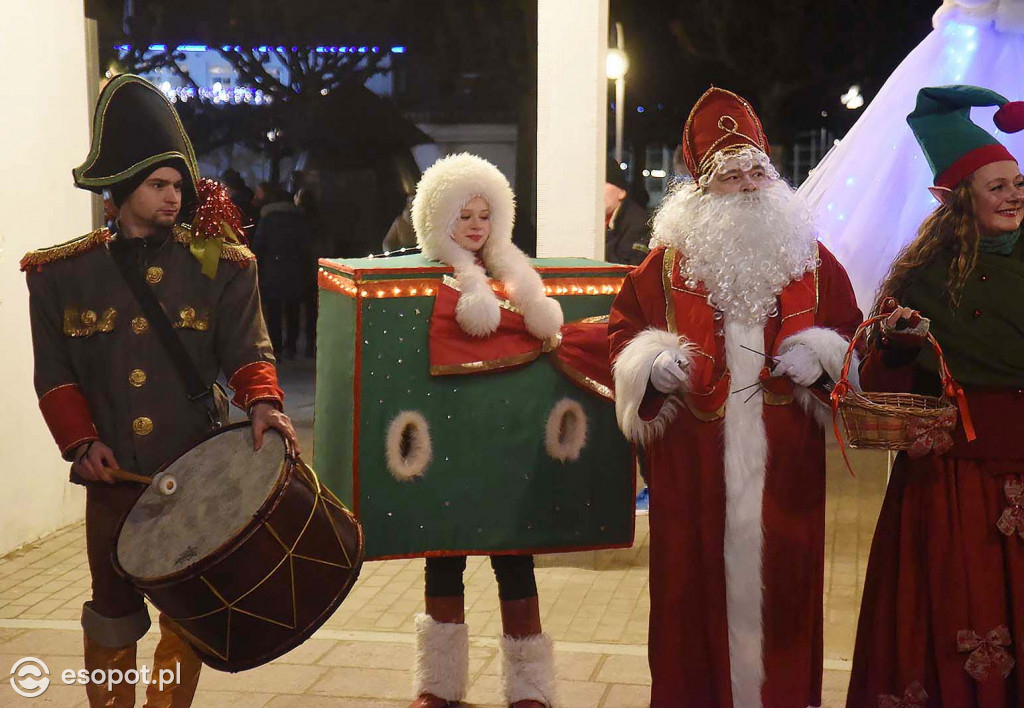 Moc atrakcji w Sopocie! Miasteczko Noworoczne znów przyciągnęło tłumy [FOTO]