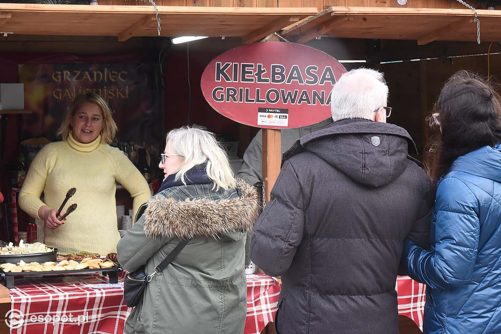 W Sopocie oblężenie jak w lecie! Zdjęcia z pierwszego dnia Nowego Roku [FOTO]