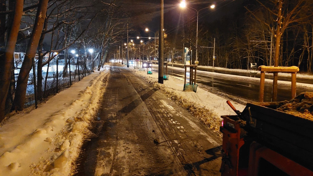 Sopot mierzy się ze skutkami śnieżycy! Walka z żywiołem to nie lada wyzwanie [FOTO]