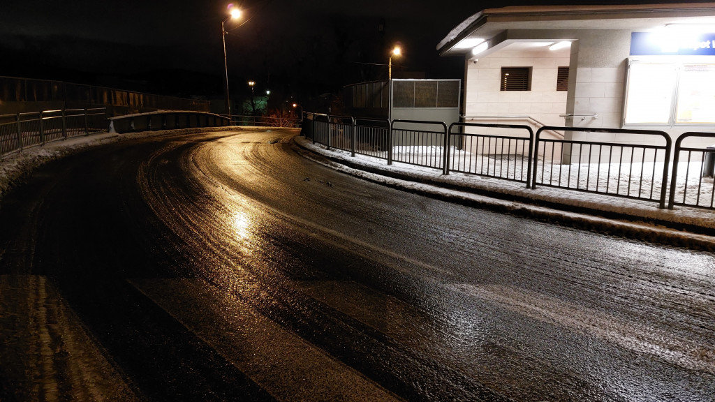 Sopot mierzy się ze skutkami śnieżycy! Walka z żywiołem to nie lada wyzwanie [FOTO]