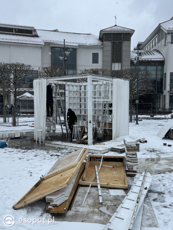 Tak zmienia się Plac Przyjaciół Sopotu. Tunel zyska nowy wygląd