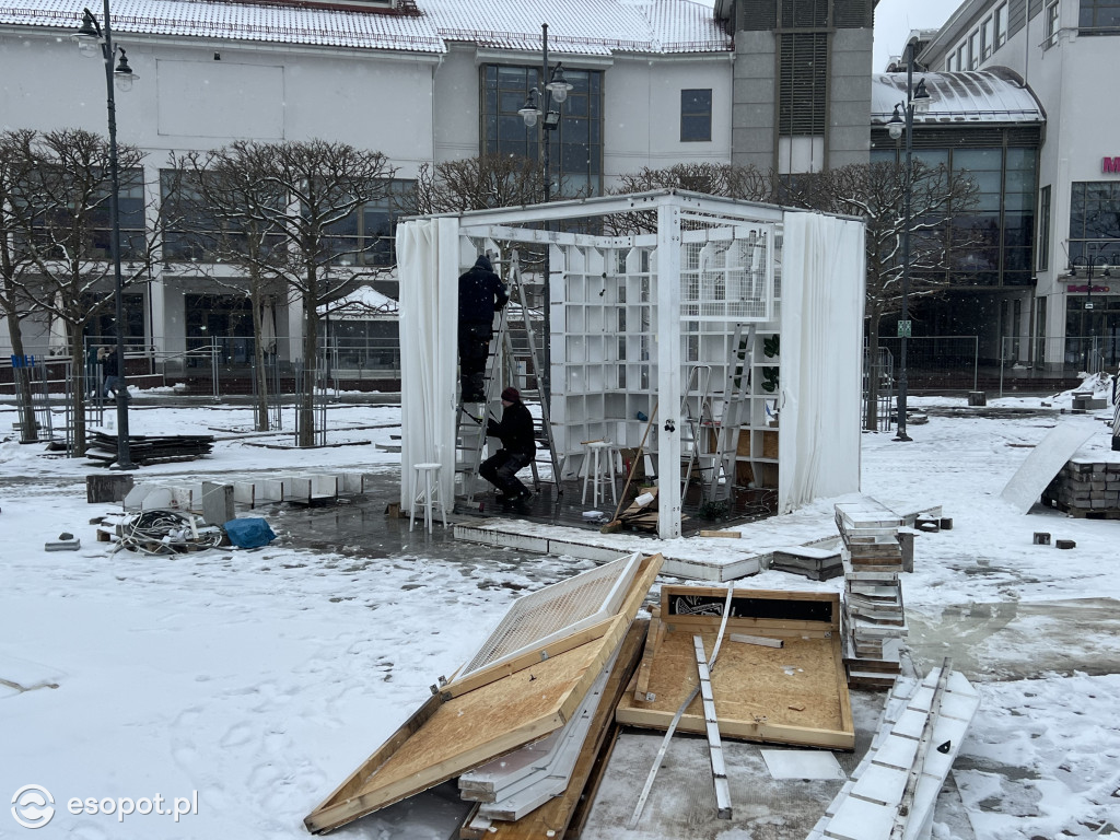 Tak zmienia się Plac Przyjaciół Sopotu. Tunel zyska nowy wygląd