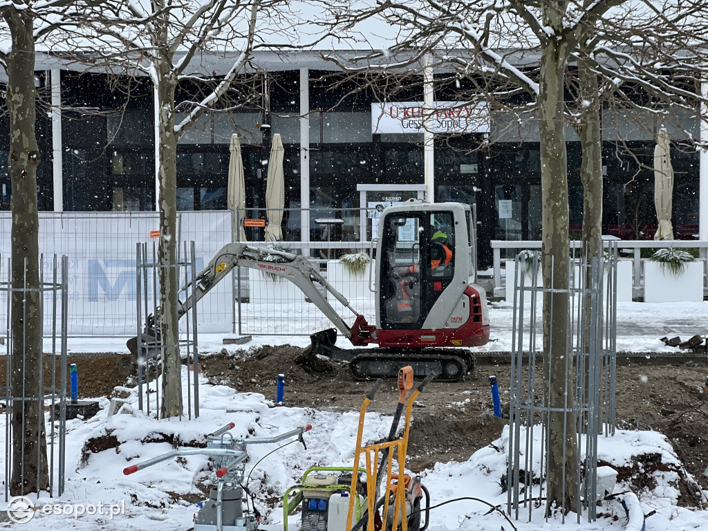 Tak zmienia się Plac Przyjaciół Sopotu. Tunel zyska nowy wygląd