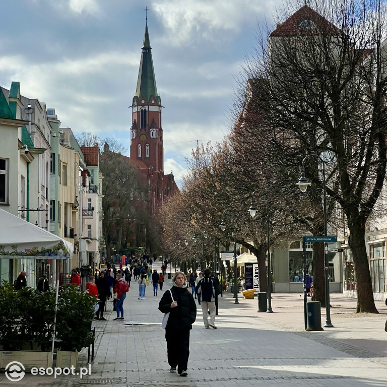 Pierwszy dzień kalendarzowej wiosny w Sopocie! Miasto budzi się z zimowego snu [FOTO]