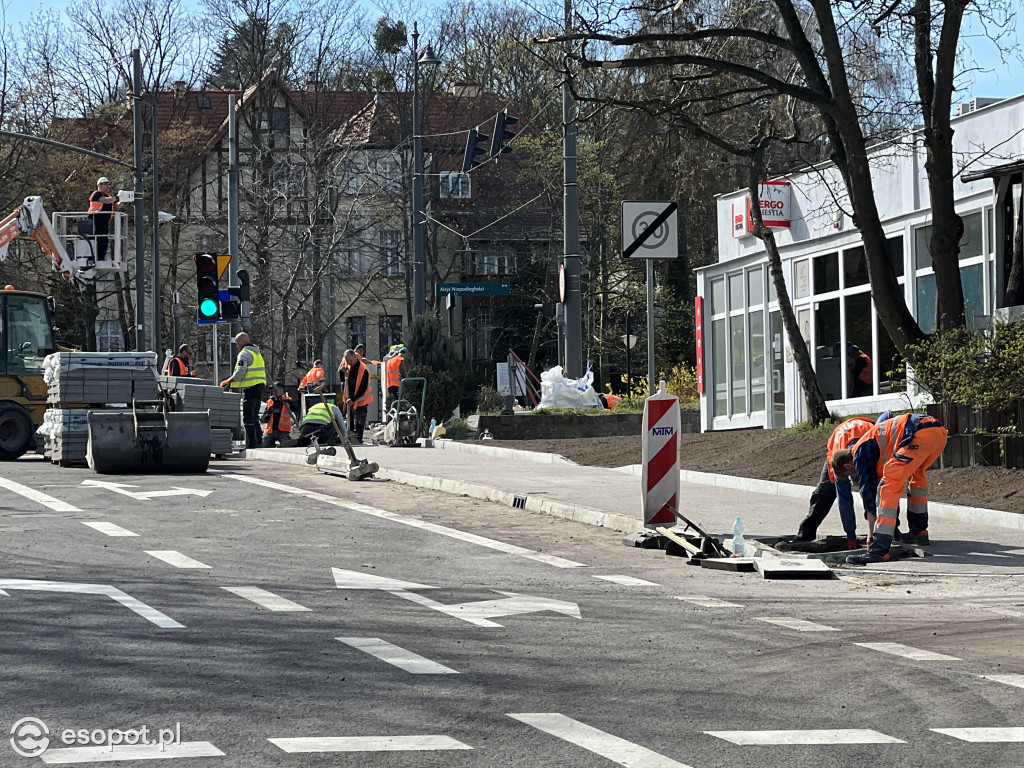 Prace przy 3 Maja na finiszu! Ruch wraca do normalności [FOTO]