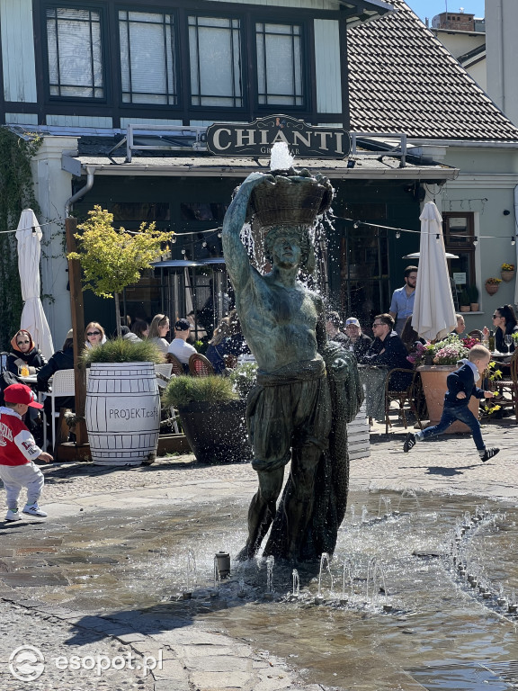 Sopot rozpoczyna sezon! Zdjęcia ze słonecznego kurortu [FOTO]