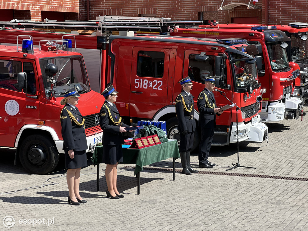 Obchody Dnia Strażaka w Sopocie! Uroczysty apel i wyróżnienia [FOTO]