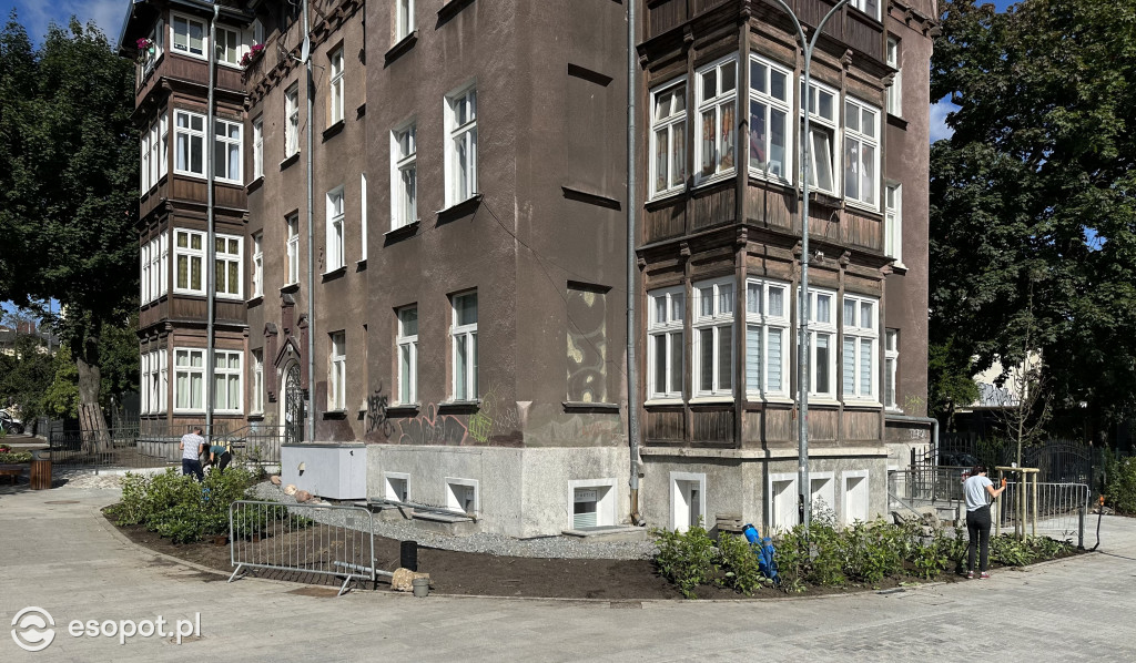 Nowy sopocki woonerf pięknieje w oczach! Prace są na ostatniej prostej [FOTO]