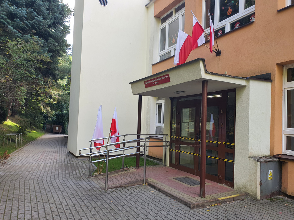 Sopocianie idą głosować! Tłumy w lokalach wyborczych [FOTO]