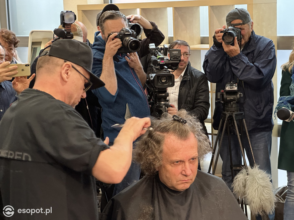 Jacek Karnowski z nową fryzurą! Na tę zmianę czekano 8 lat [FOTO]