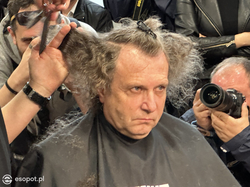 Jacek Karnowski z nową fryzurą! Na tę zmianę czekano 8 lat [FOTO]