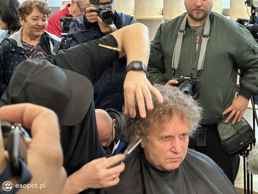 Jacek Karnowski z nową fryzurą! Na tę zmianę czekano 8 lat [FOTO]